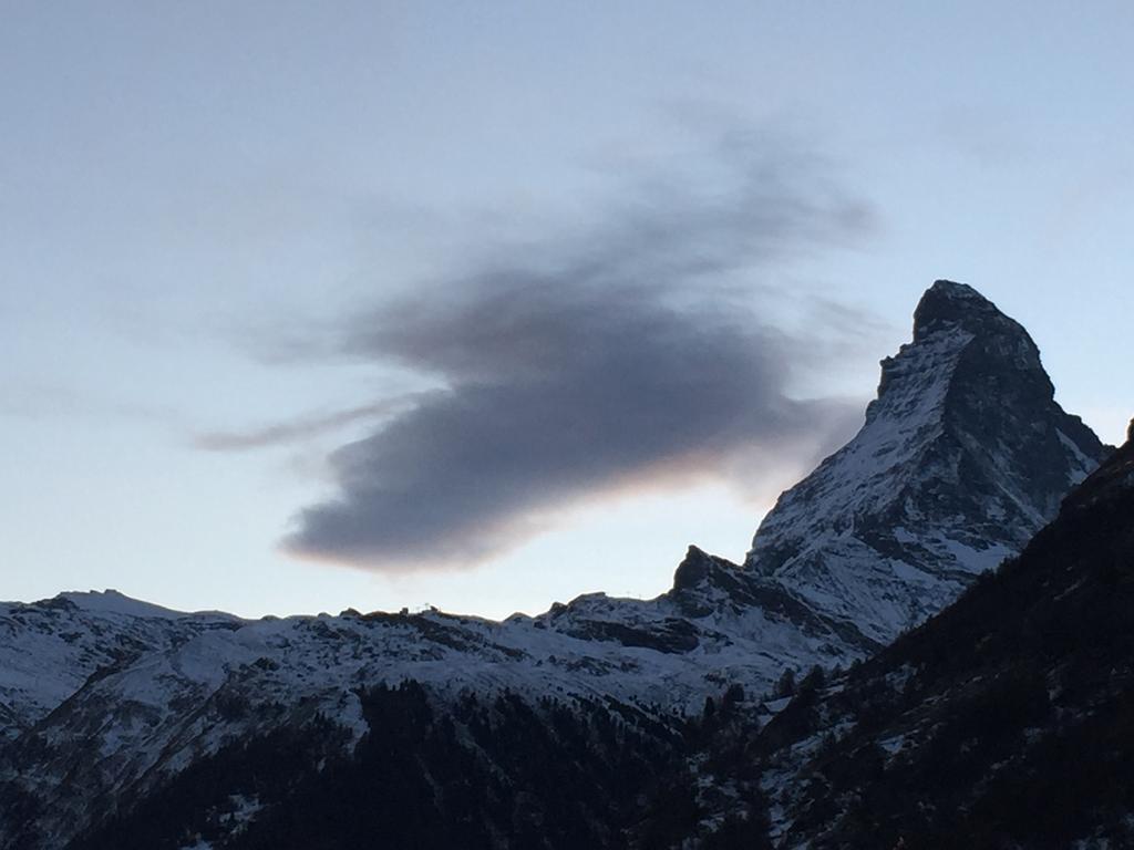 Haus Fleckstein Zermatt Wohnung Karibu Exterior foto