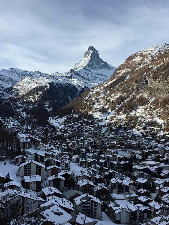 Haus Fleckstein Zermatt Wohnung Karibu Habitación foto