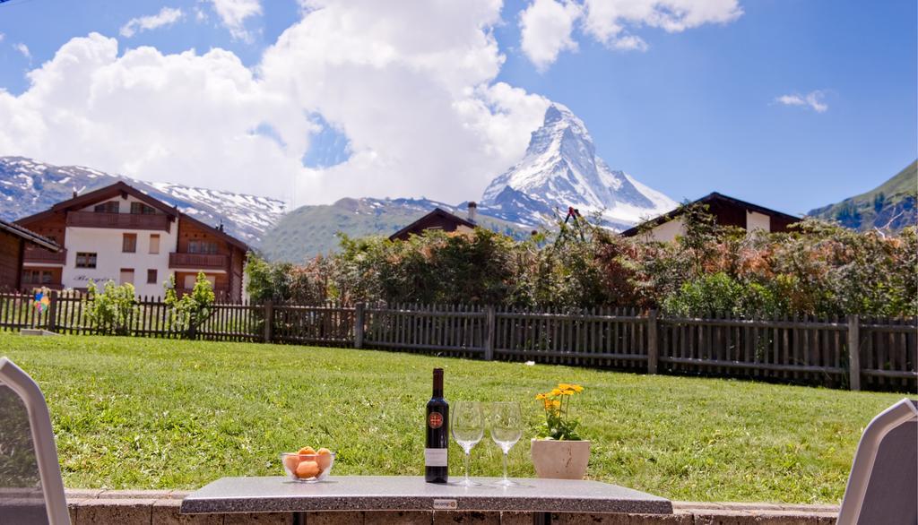 Haus Fleckstein Zermatt Wohnung Karibu Exterior foto