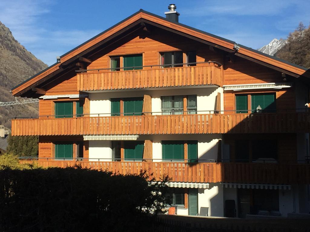 Haus Fleckstein Zermatt Wohnung Karibu Exterior foto