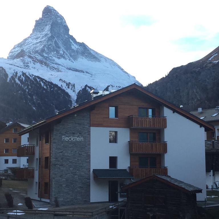 Haus Fleckstein Zermatt Wohnung Karibu Exterior foto