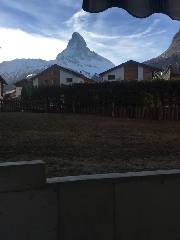 Haus Fleckstein Zermatt Wohnung Karibu Exterior foto