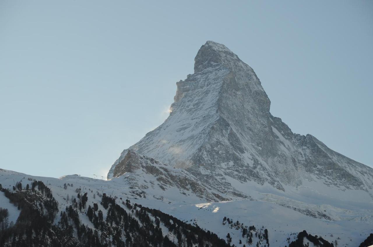 Haus Fleckstein Zermatt Wohnung Karibu Exterior foto